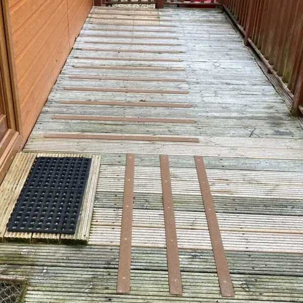 1200mm GRP Anti Slip Fiberglass Decking Strips - Pack of 20