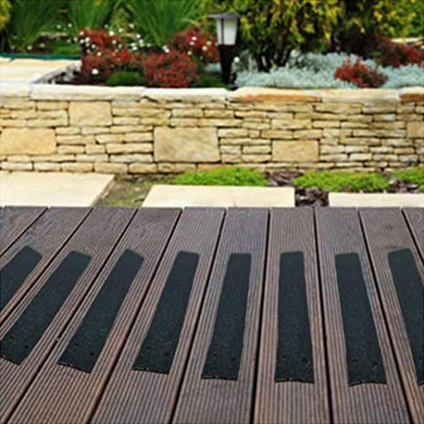 Anti Slip 90mm Medium Grit Black Decking Strip For Wooden Decks 