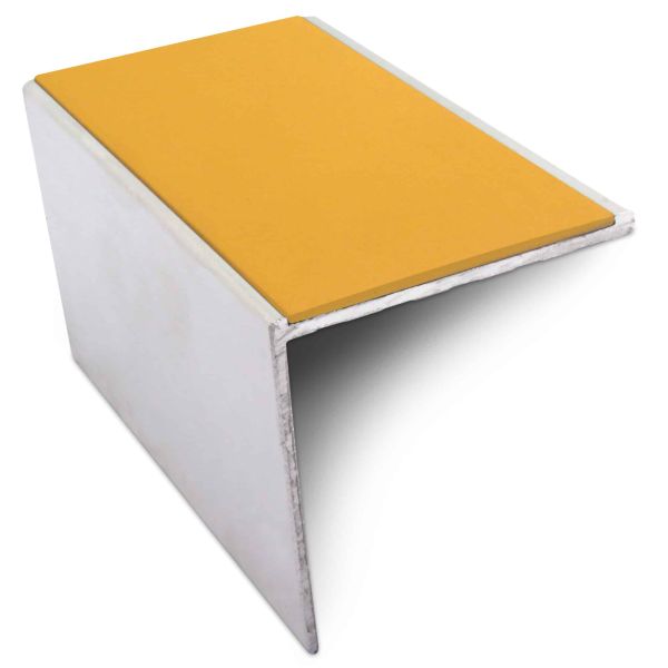 DDA Compliant Aluminium Non Slip Pvc Insert Commercial Stair Nosing Edge Trim