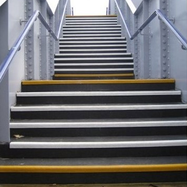 Heavy Duty Stop Slip Black Stair Tread Cover For Stairways